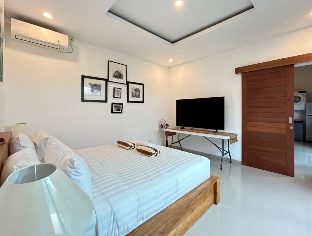 Bedroom View - MGM3