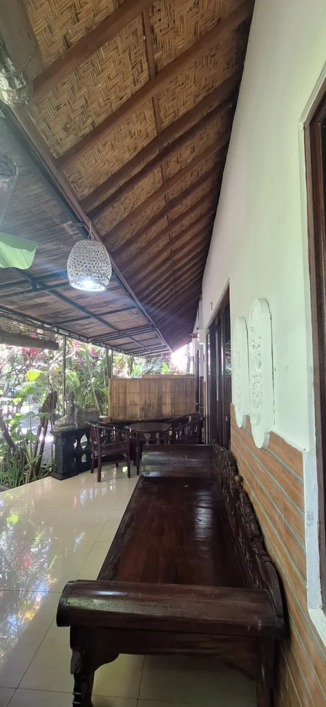 Outdoor Jungle Hideaway Villas