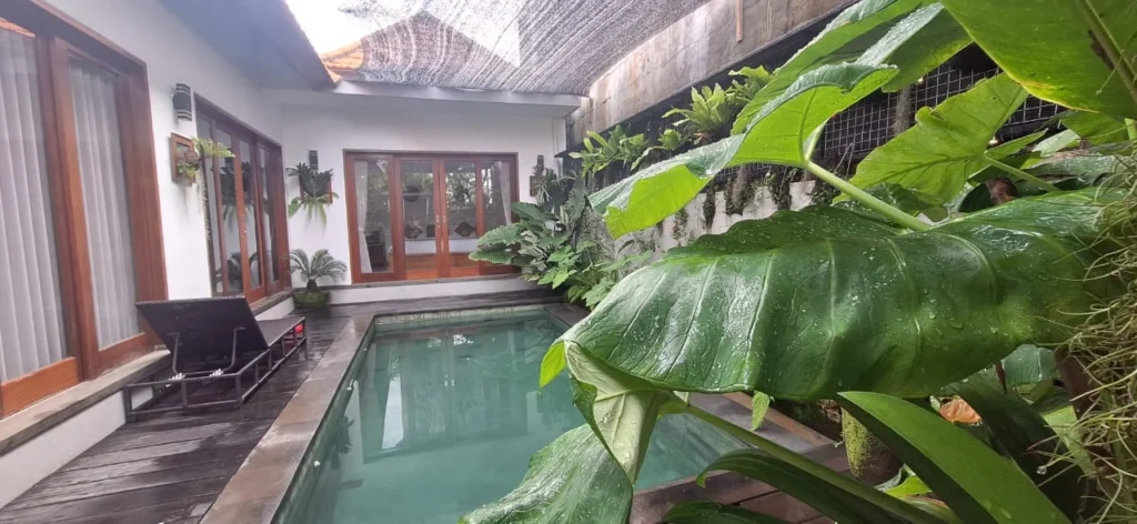 Maya Gorgeous Manor 3 - Pool View